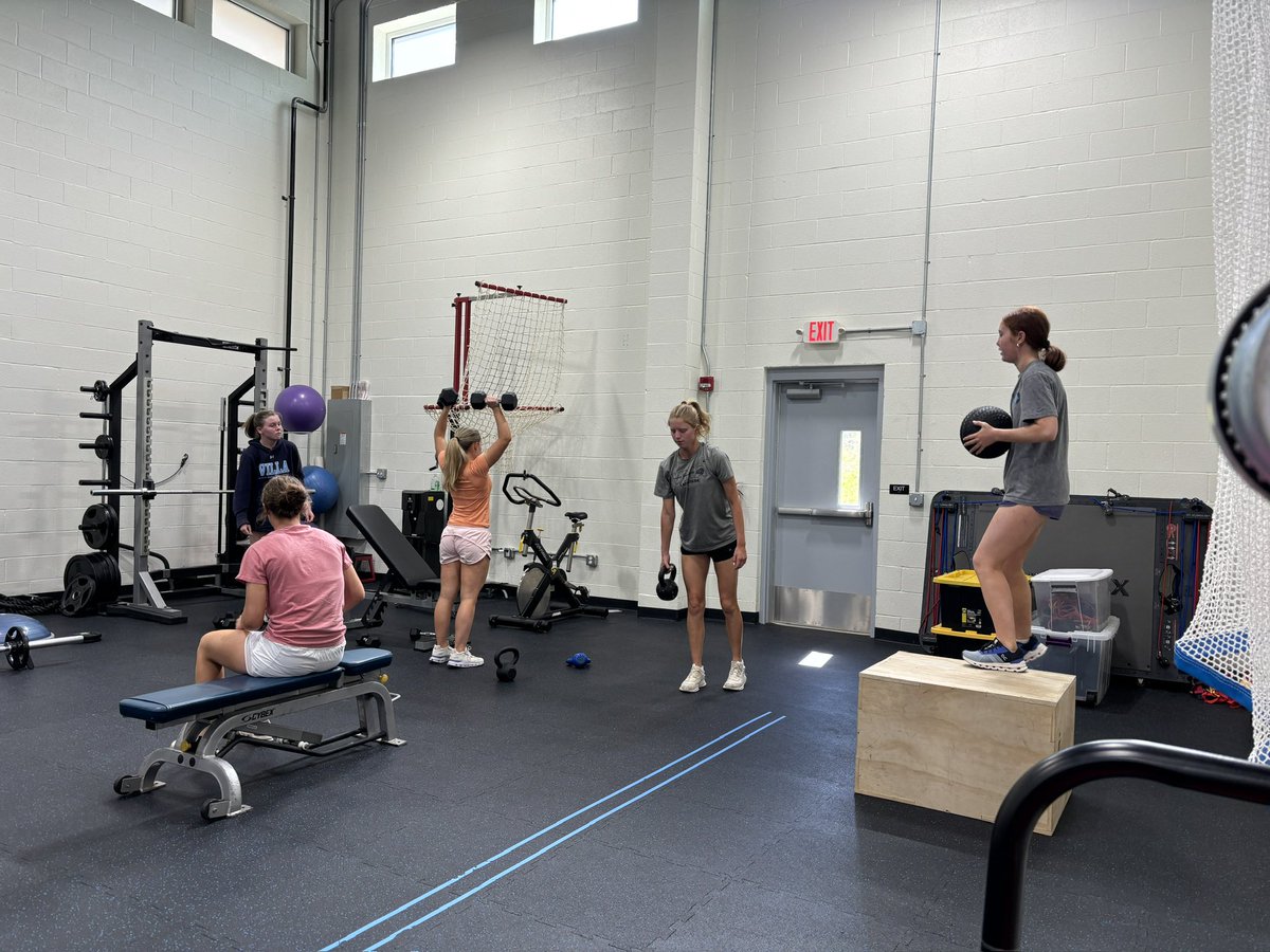 themccart's tweet photo. Hurricanes putting in the off season work. Regular season is not as far off as you think! https://t.co/kewvxTQgej