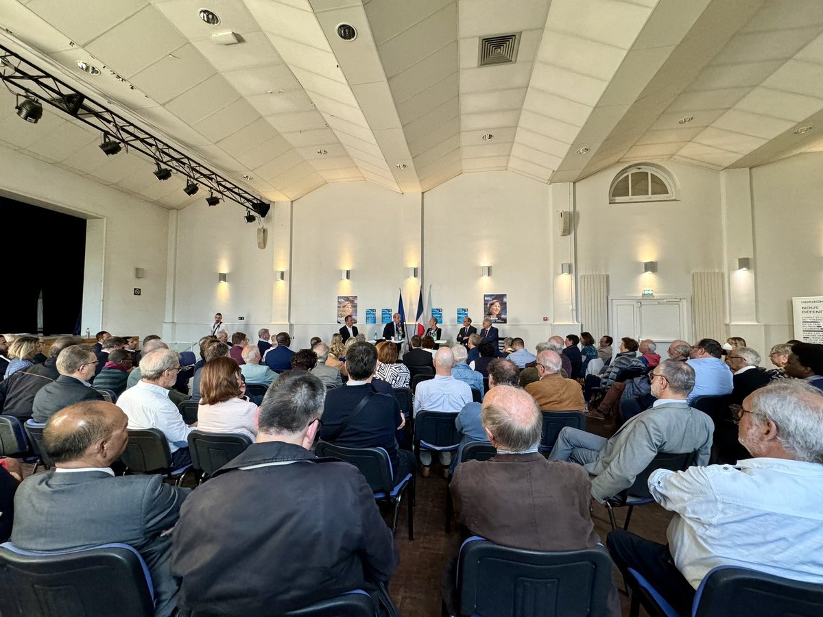 LMarcangeli's tweet photo. 🇫🇷🇪🇺 Réunion publique à Chantilly pour soutenir la liste de la majorité présidentielle aux côtés d’@Elisabeth_Borne et d’@ericwoerth.

Le scrutin du 9 juin prochain est un moment charnière pour toute l’Union européenne. 

🗳️ Pour une Europe forte, un seul vote : @ValerieHayer ! https://t.co/g0o8Wt45z1