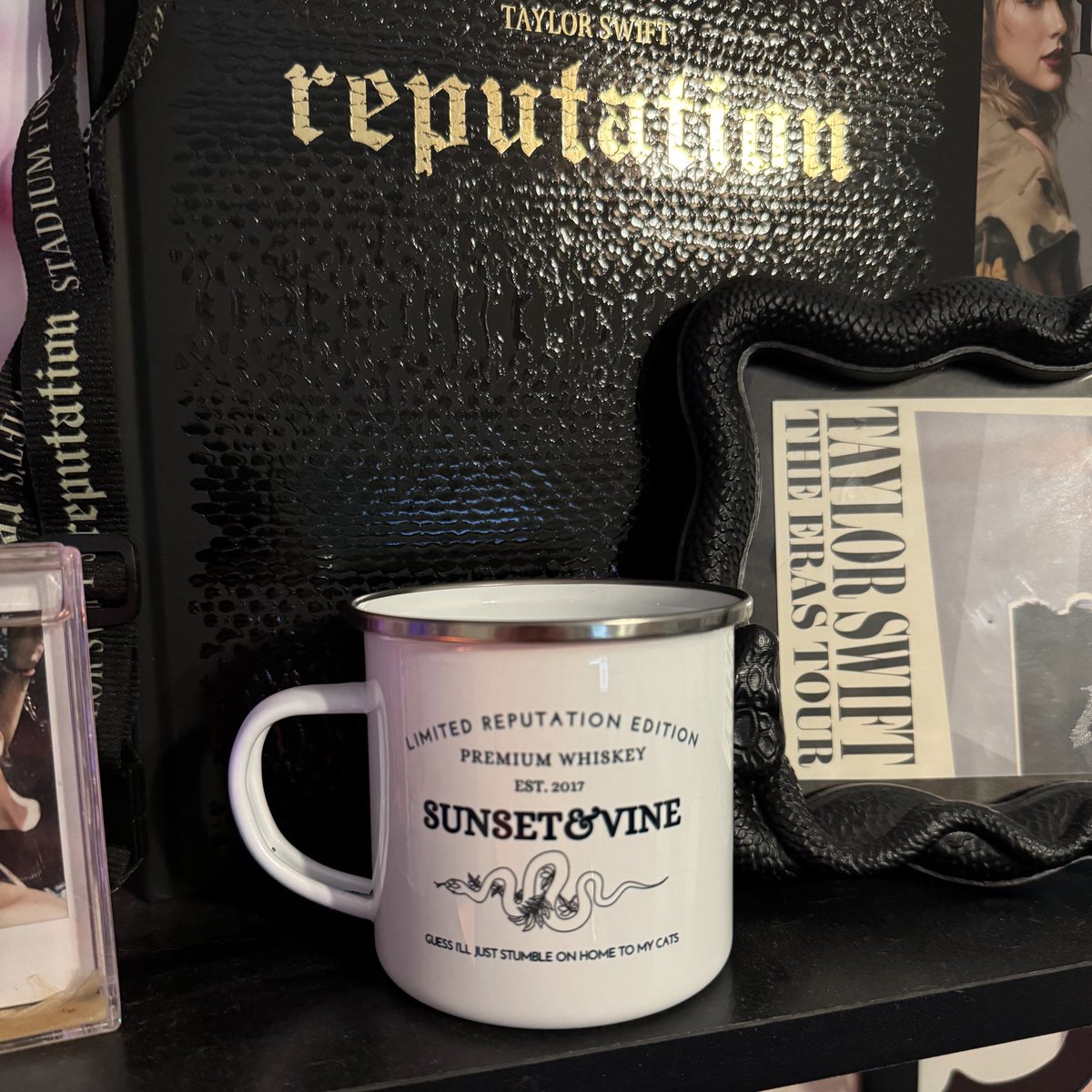 AugIvyDesigns's tweet photo. The first official test print has arrived! Are you ready for it? 🐍🖤 https://t.co/HbIpALyuPt