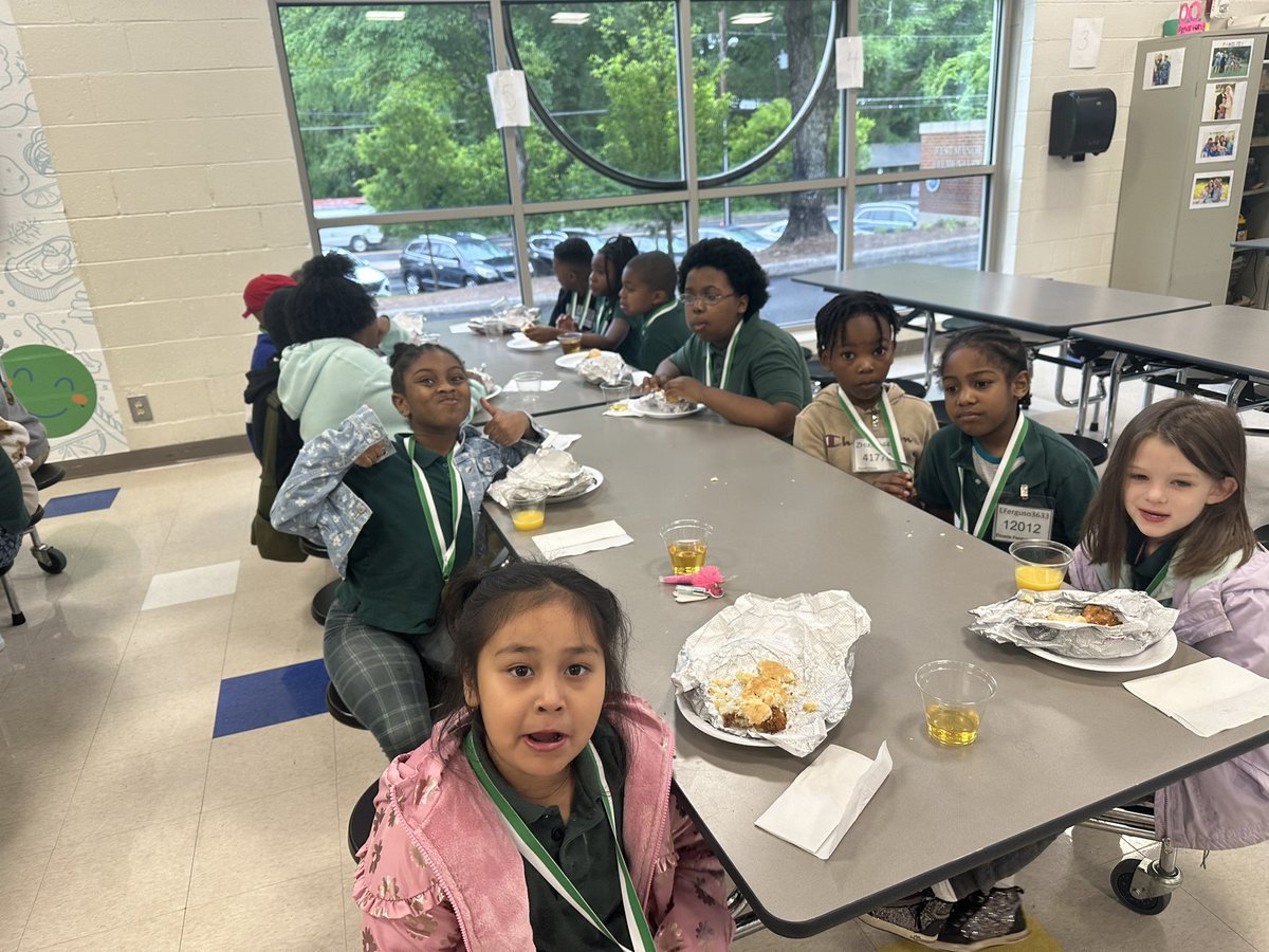 APSWestManor's tweet image. Congratulations to our April
&amp;amp; May Students of the Month! #Knowledgeable #Principled @DrLWestManor1 @ib_manor