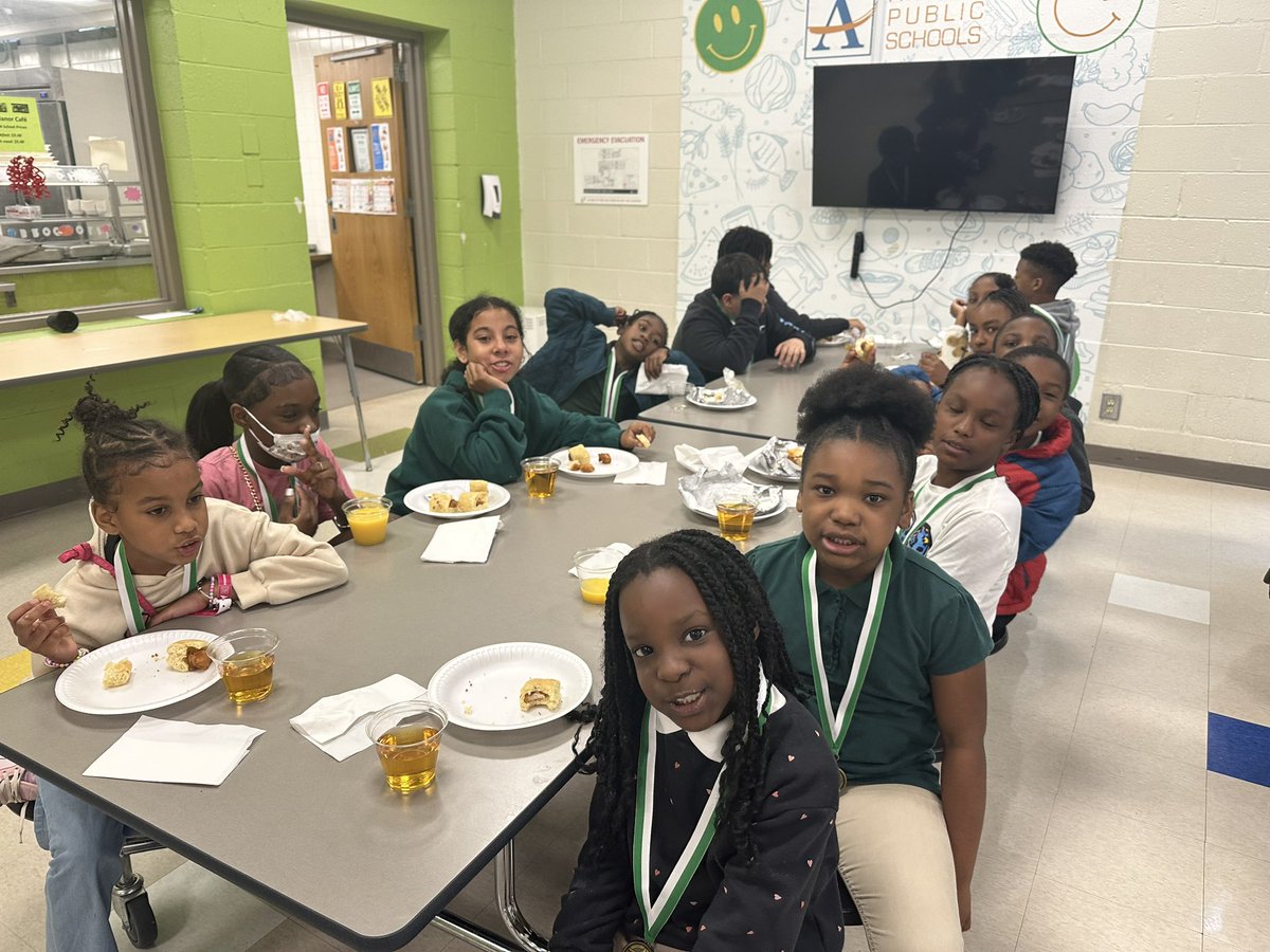 APSWestManor's tweet image. Congratulations to our April
&amp;amp; May Students of the Month! #Knowledgeable #Principled @DrLWestManor1 @ib_manor