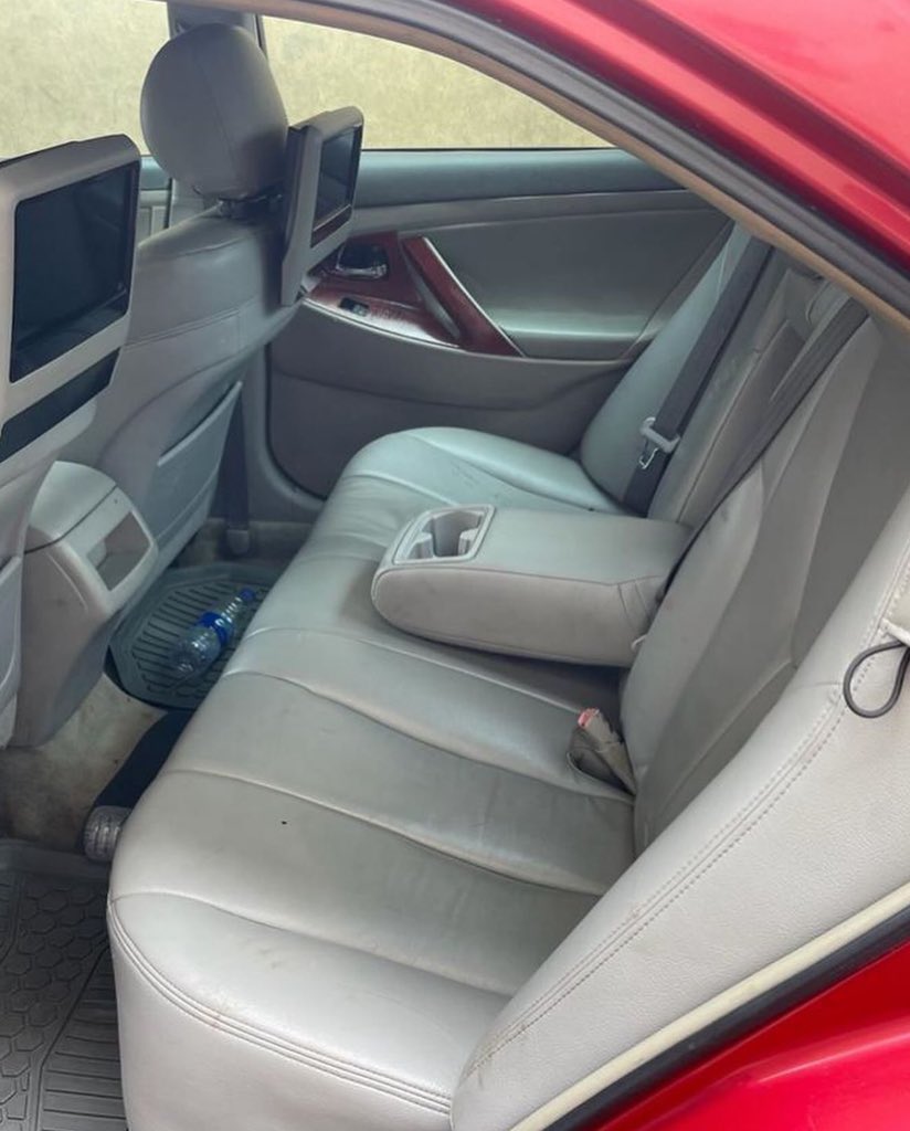 #TooGoodToBeTrue Deal 🚨
#ToyotaCamry LE ( First Body ) 
Year: 2008 
Registered, Scarcely Driven & Apapa Tincan Cleared 🚢

🏷️ 6.5m Naira / #USD $ / #CryptoCurrency Only ( Negotiable) 

Location: #Lagos 📍🇳🇬
Condition: Buy & Drive 🚙
CUSTOM DUTY ✅