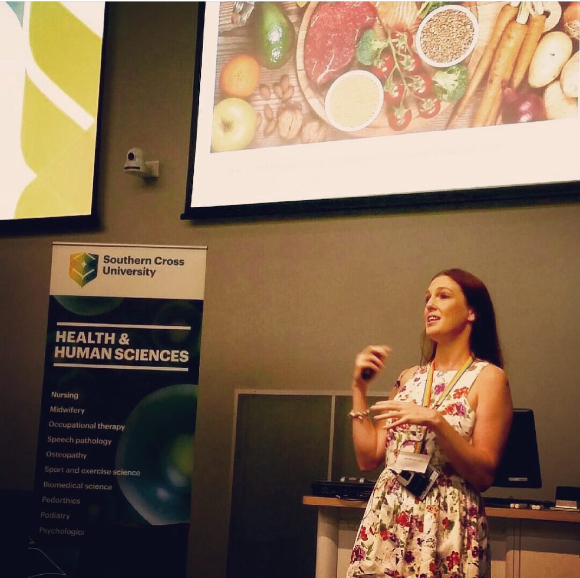 This is my happy place - Speaking about the research I love doing every day. Teaching and Inspiring young minds. I have truly found what I love to do. 

🧠🍏🍎🍐🍉🍒🍌🥬🥕🌶🌽🧠

#FoodMoodDoctor #LovingMeAgain #NutritionalPsychiatry #FoodAndMood #NutritionalPsychology #PhD