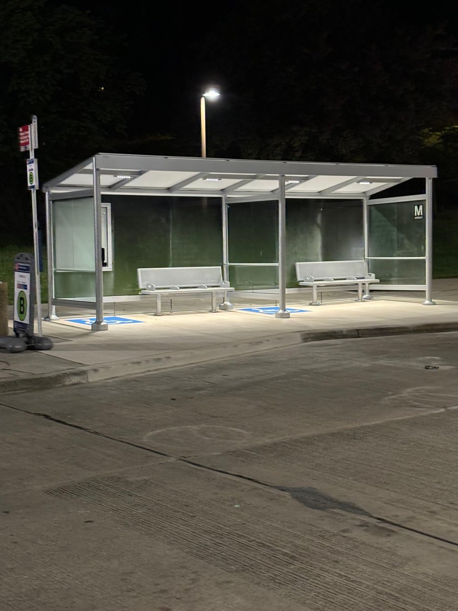 Have you heard the news? Today, we began installing brand-new bus shelters at Brookland-CUA Station. Fort Totten is also receiving six more new bus shelters. For more information, visit: wmata.com/service/status… #wmata