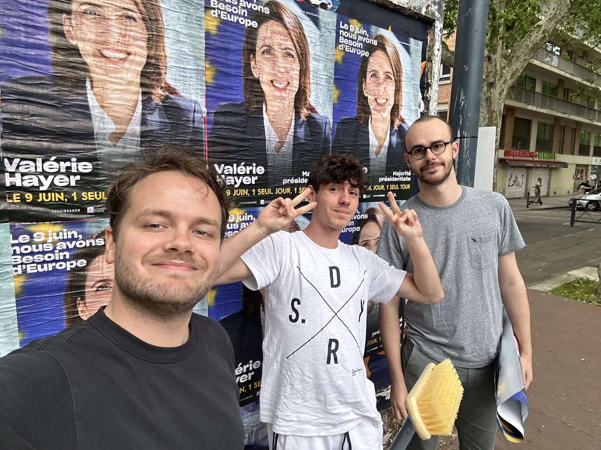 lesjem31's tweet photo. Les JAM sur le terrain ce soir encore pour défendre la candidature de @ValerieHayer 💪

J-23 👉 le 9 Juin, nous avons @BesoindEurope 🇫🇷🇪🇺 https://t.co/kyUganRRiL