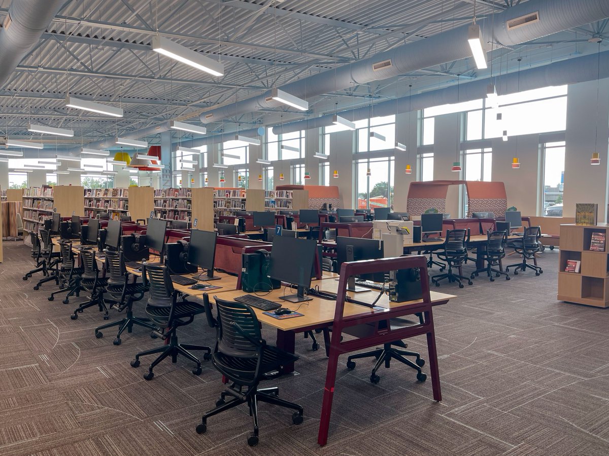 Here's a quick sneak peek into the brand-new Almonte Library! You can celebrate the grand opening and see how spectacular this building in just TWO DAYS! Ribbon cutting begins at 10 am on May 15. Details: metrolibrary.org/locations/almo…