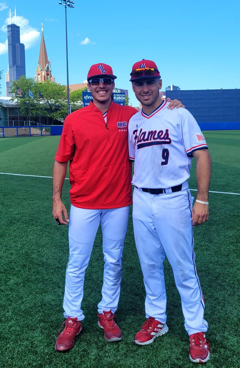 Eau Claire Express (@ecexpress) on Twitter photo Some of our favorites were celebrated over the weekend for <a href="/UIC_Baseball/">UIC Baseball 🔥⚾️</a> Senior Day 🥹
#ExpressAlums Some of our favorites were celebrated over the weekend for <a href="/UIC_Baseball/">UIC Baseball 🔥⚾️</a> Senior Day 🥹
#ExpressAlums