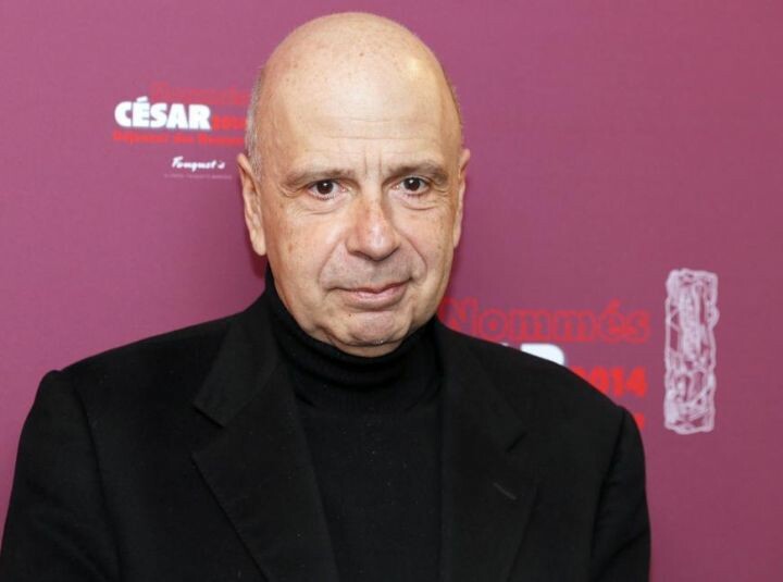 le_Parisien's tweet photo. Le producteur de cinéma Alain Sarde est accusé de viol et d’agression sexuelle 

9 femmes témoignent dans le magazine Elle 

➡️ https://t.co/f4cKzD9JMY https://t.co/k12RT3rPjz