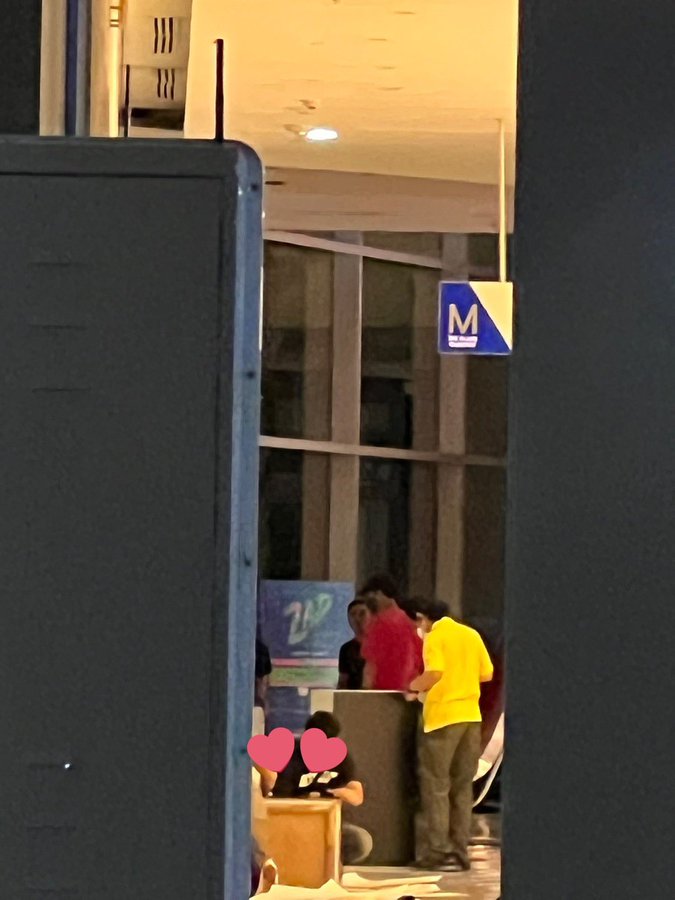 itspaeony's tweet photo. When you don't hear any news about Metawin = He's busy working on his business. 

#winmetawin️ 
https://t.co/mTjhJSHyZL
https://t.co/SrJEZP0ofS https://t.co/lippICdvVK