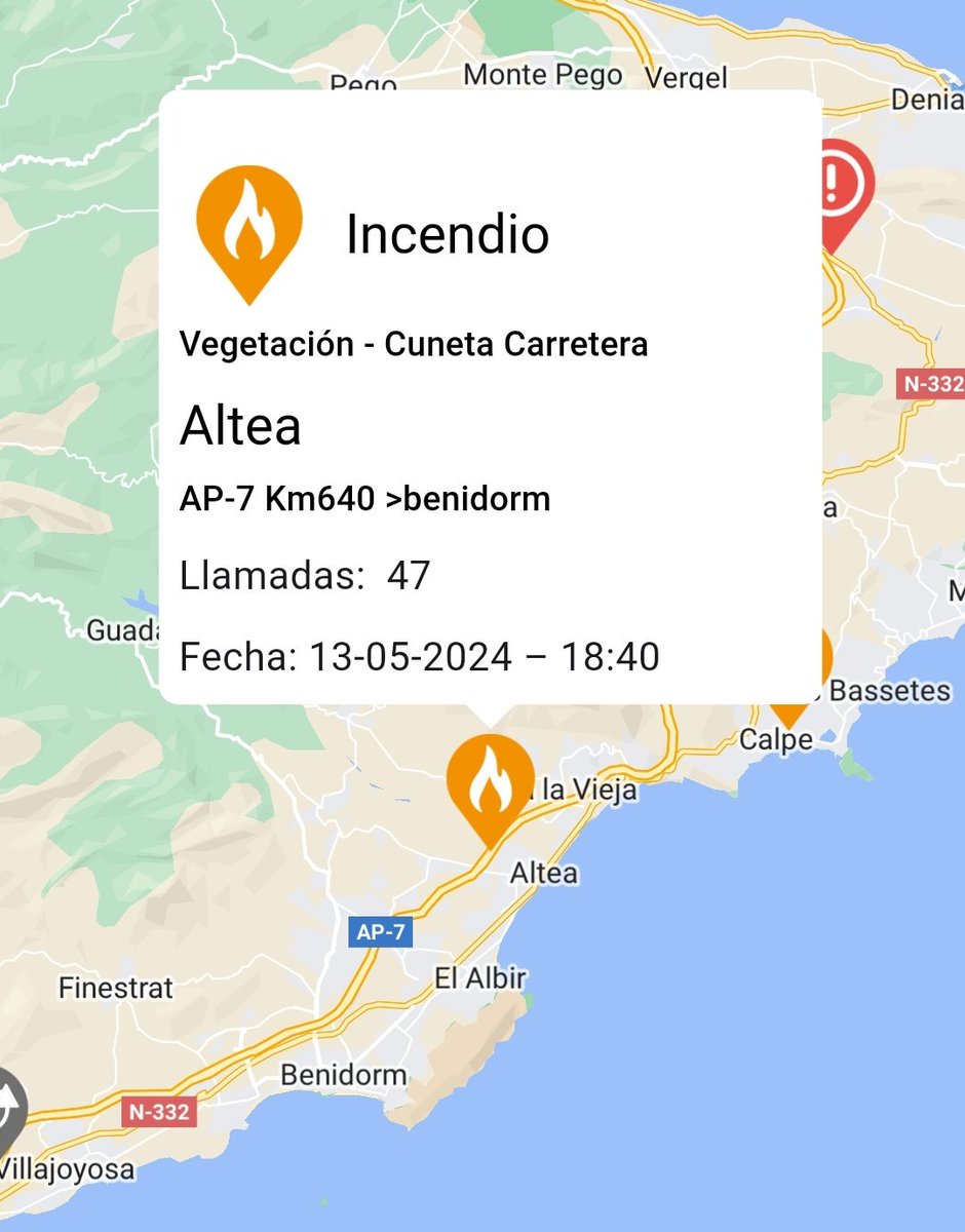 VOSTcvalenciana's tweet image. 🔥 Declarado incendio en zona de vegetación junto a #AP7 en sentido hacia #Alicante, a la altura de #Altea/#Benidorm. Medios de extinción movilizados 🚒

#DGTValencia #DGTAlicante