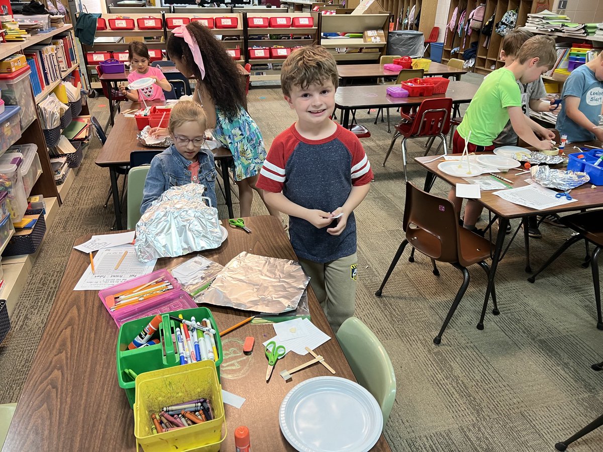 d61andersen's tweet photo. Today’s STEM Challenge—Making a shelter for your family on a hiking trip. ⁦@D61DeLay⁩ #d61learns https://t.co/VpaWCVAH0h