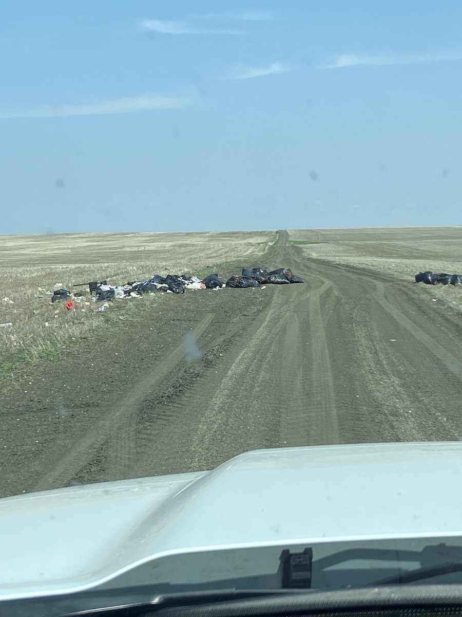 Farmers fields are not the dump!  #Regina #DoBetter.
