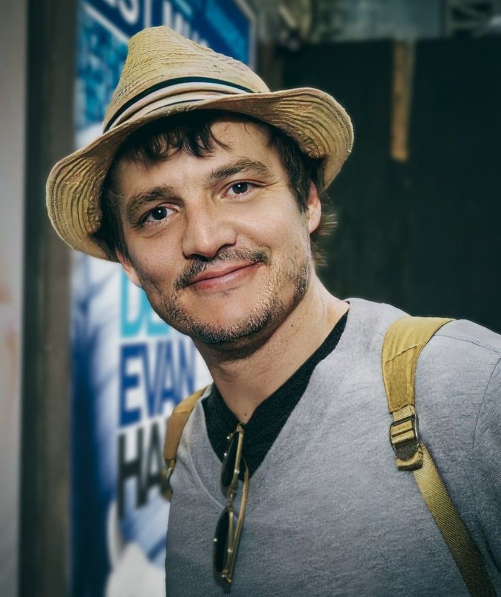 KnowsToServe's tweet photo. The sweetest and the kindest.

#MCM https://t.co/gd6yYe8kjx