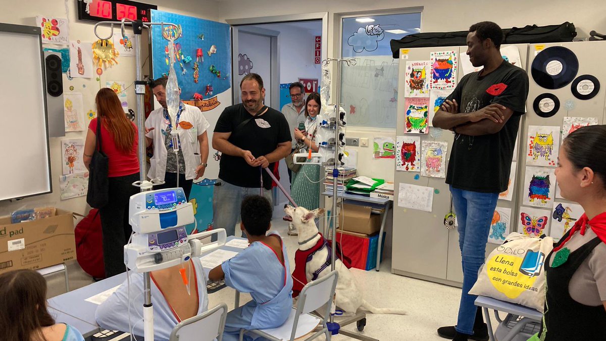 😊 Visita muy especial en el Día Nacional del Niño Hospitalizado, con Cruz Roja Juventud 👏🏼Gracias al Hospital Santa Lucía de Cartagena por vuestra acogida #Cartagena
