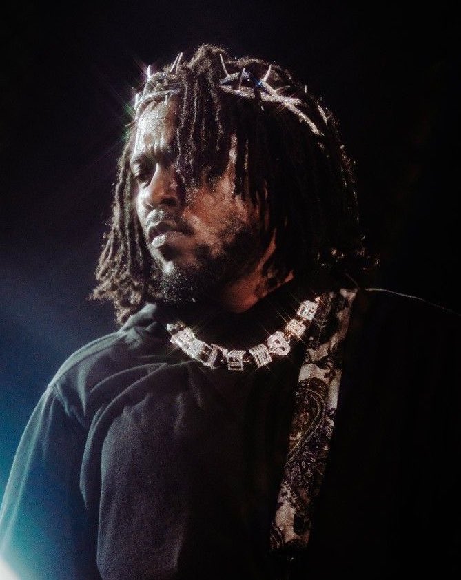 Kendrick Lamar has THREE entries in the Top 10 of this week’s Billboard Hot 100 🔥 ▫️#1 — Not Like Us ▫️#3 — Euphoria ▫️#6 — Like That (Future & Metro Boomin)