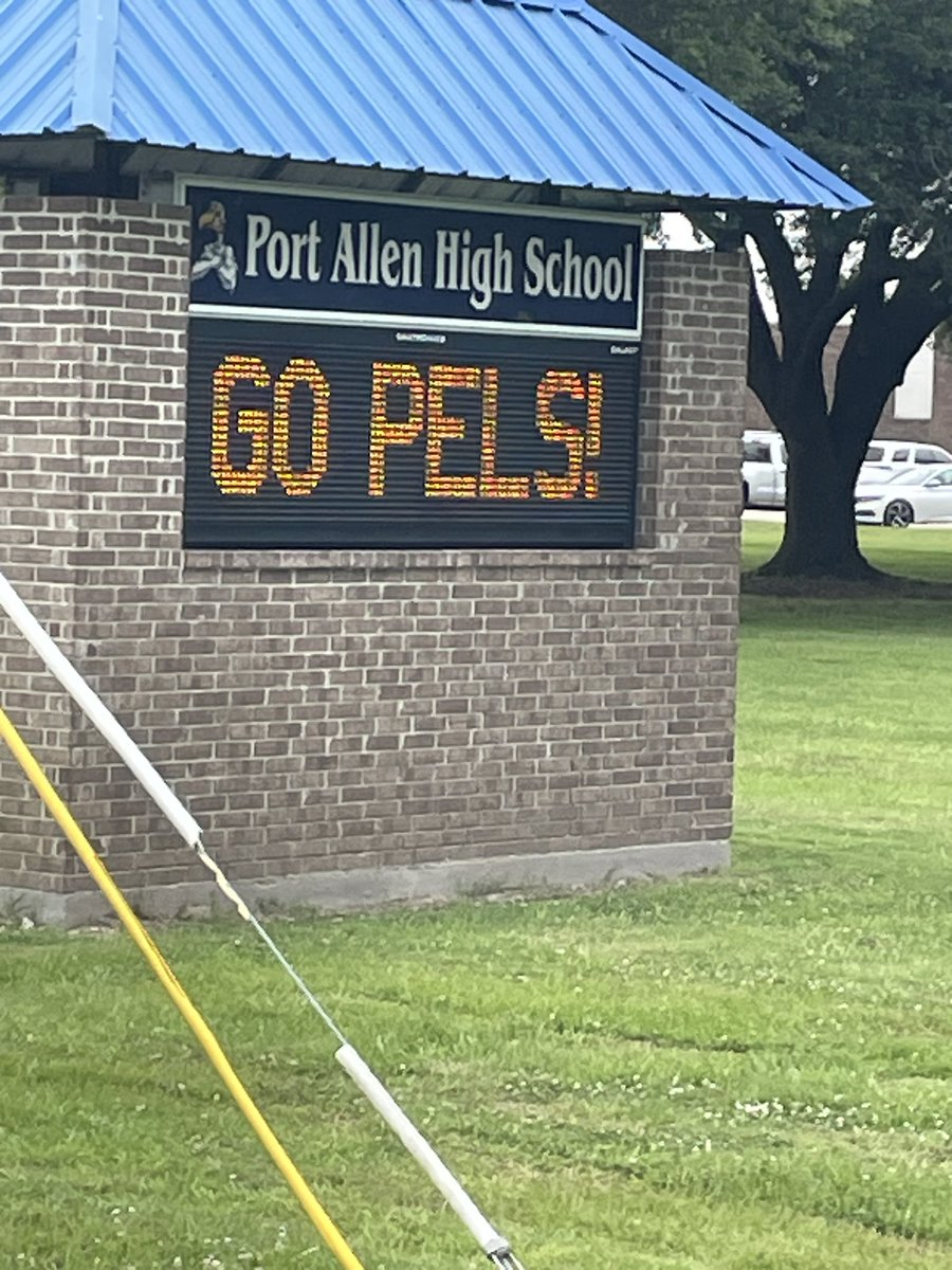 PRTYNTHABAKFLD's tweet image. Another great stop with @football_port’s @coach4gib.  Appreciate the hospitality!  Looking forward to seeing you guys in the future!
#GeauxPokes | #WeDAT