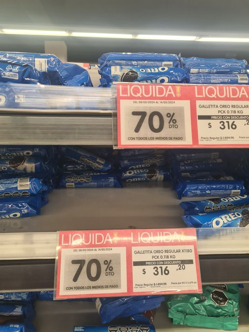 ElTrumpista's tweet photo. MAMITA JAVITO.

ESTO NO SE AGUANTA MAS.

COMO QUE 300 PESOS LAS OREO

EL MEJOR GOBIERNO DE LA HISTORIA. https://t.co/st28SZTPKO