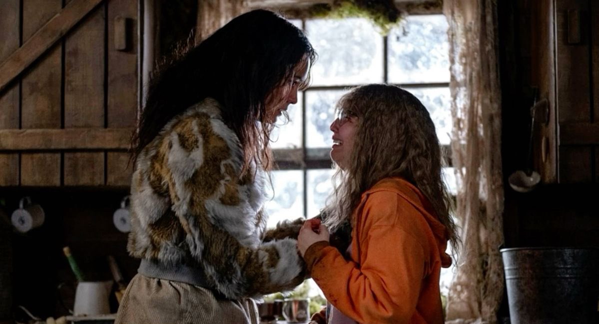 kinda wanna see lottie pick her up and shake her around a little