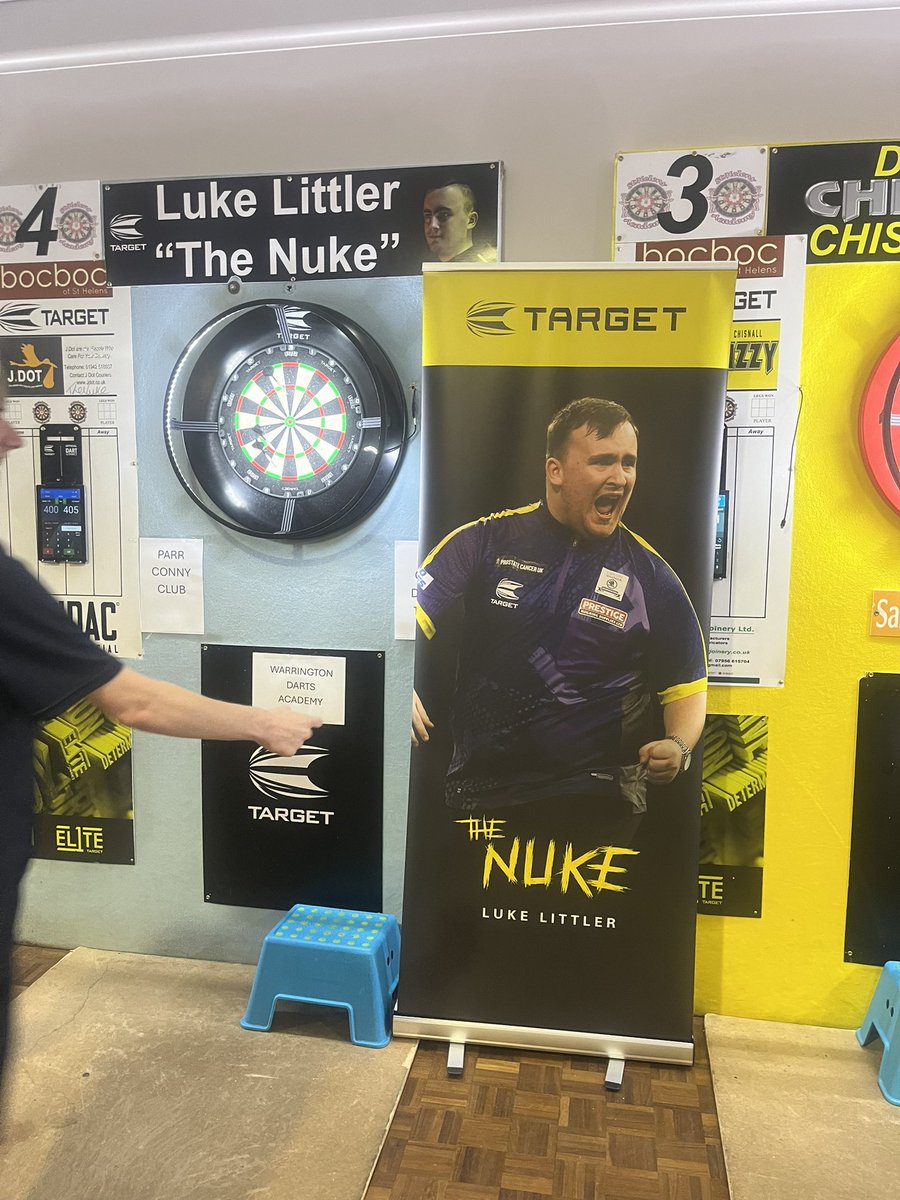 A nice new Sign Thanks <a href="/TargetElite1/">Target Elite 1</a>  <a href="/TargetDarts/">Target Darts</a>  <a href="/LukeTheNuke180/">Luke Littler</a>
