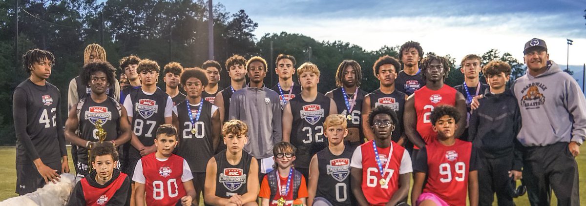 From @CoachDNuCSports @nucsports All-NorthEast Elite Prospect Camp MVPs !!! Each of these guys came out and showed out on Saturday Night !!! Overall - (RB/DB) - @tony_credle -2025 QB - @EricBeachfiveqb - 2026 QB - @ZymereWeaver - 2028 WR & Fastest Man - @Branthompson825