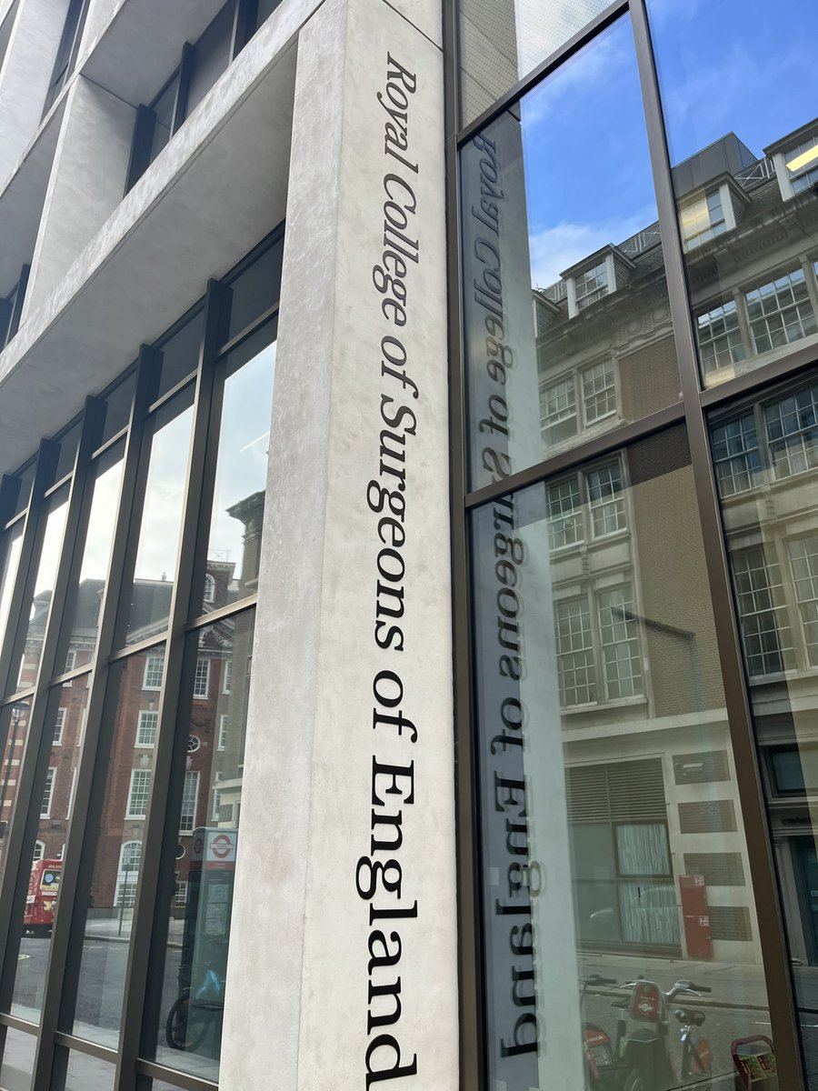 nursejennyw's tweet photo. Made it to London and the sun is shining- the real work starts tomorrow
#ATNC #ATLS #EDeducate #ProudNurse #TeamED https://t.co/Vl2wZVBfkb