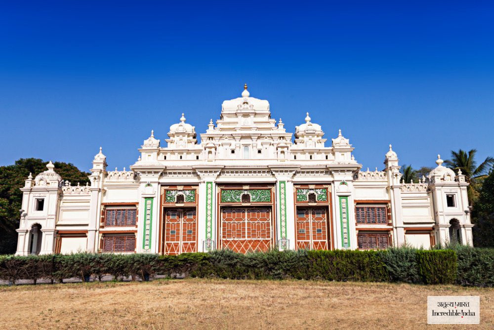 #FromBahrainToKarnataka The Jagan Mohan Palace is considered to be one of oldest structures in #Mysuru. It was the alternate retreat of the royal family, from 1897 to 1912. #KarnatakaTourism #IncredibleIndia