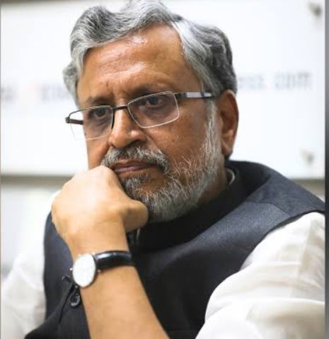 OPDhankar's tweet photo. मेरे परम मित्र श्रद्धेय सुशील मोदी जी के निधन का  दुखद समाचार मिला, उन्होंने कैंसर से पीड़ित होने का समाचार दिया था। उनका जाना पार्टी , देश व मेरी व्यक्तिगत क्षति है, परमेश्वर उन्हें अपने मे चरणों में स्थान दे।उनके अभाव को सहन करने का सामर्थ���य प्रदान करे @BJP4India @SushilModi https://t.co/Bvx7X1ds2I