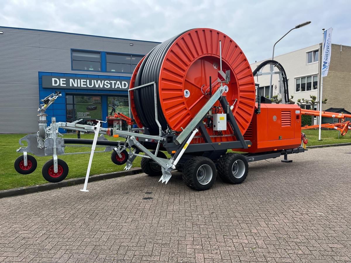 Wij hebben per direct beschikbaar voor verhuur: de AP regeninstallatie Maxi 125 mm – 550 mtr. 
✅55 kW motor (zonder Ad Blue) met geluidsarme omkasting Caprari 4/3 pomp 

Wil je meer weten? Neem dan contact op met Tonny Weevers via 06-53493992