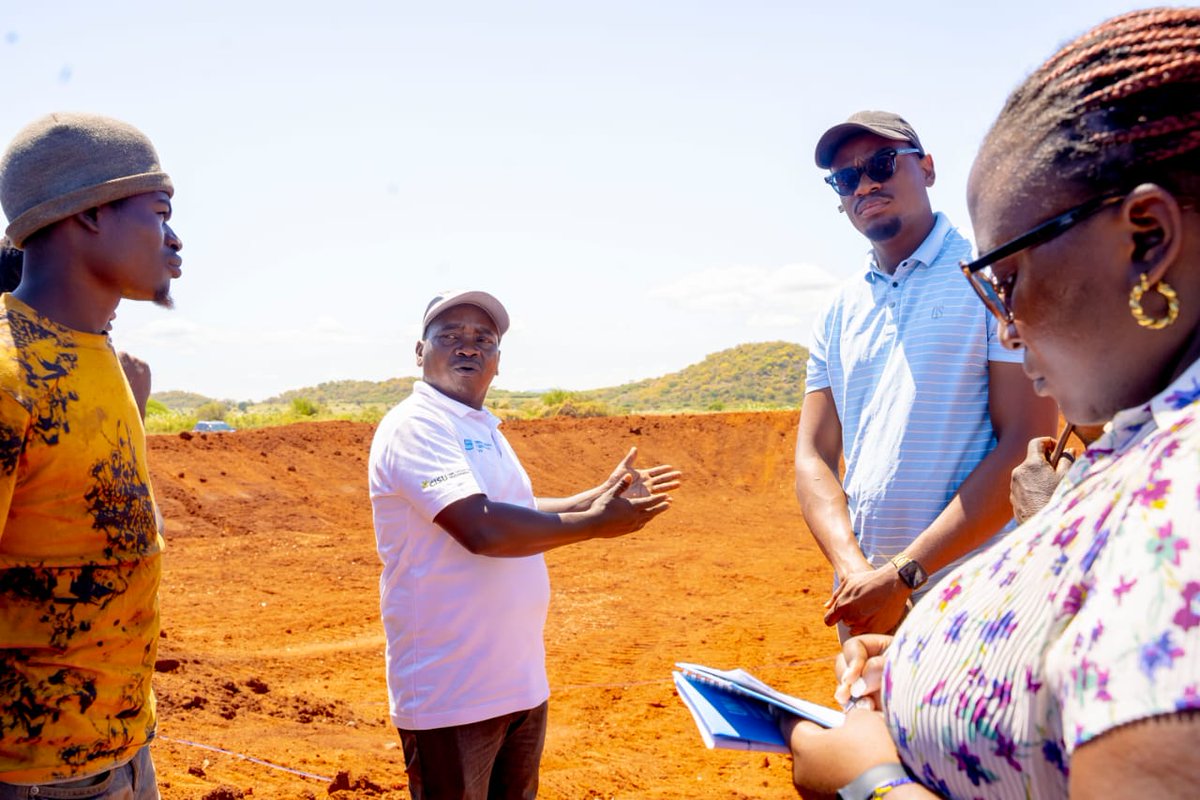 Lmintanzania's tweet photo. Rainwater harvesting is more than just a sustainable practice - it's a game-changer for communities. By capturing rainwater, we can alleviate water scarcity, improve resilience to drought, and promote self-sufficiency in Mpwapwa @UNA_Tz @IAS_Kenya @MilwardHum https://t.co/CXlm82UDrF