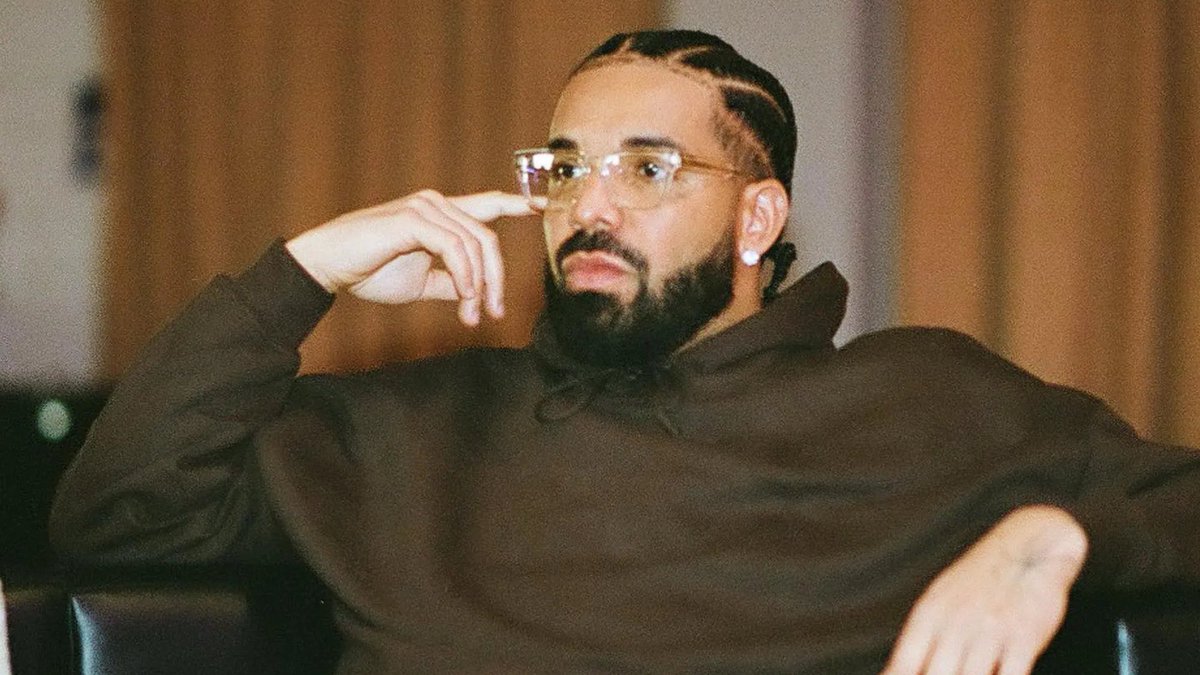 .@Drake extends the record as the artist with the most Top 10 hits EVER on the @billboard Hot 100 chart. It's his 78th Top 10 hit and 331st overall.