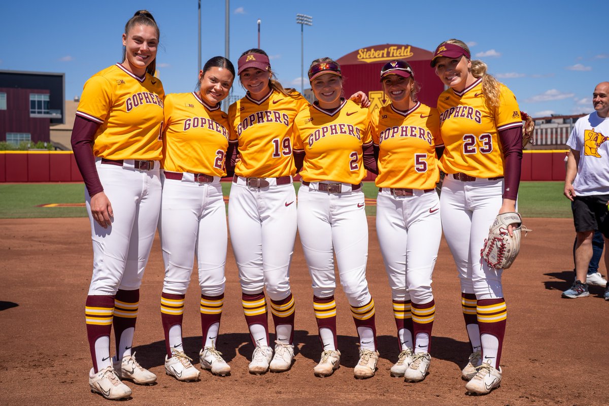 Once a Gopher, always a Gopher. Thank you to these six who made such a big impact on our program💛 #SkiUMah | #Gophers〽️