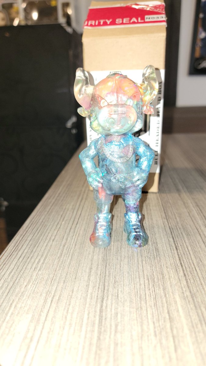 GothBoiRJ's tweet photo. Final box opening of my bullheaded figures made by the great @THE_FREEVERSE @freehandprofit 🔥  #nfts #freehandprofit #bullheaded #tezos #crypto #tezosholder https://t.co/9JcJhv7wXO