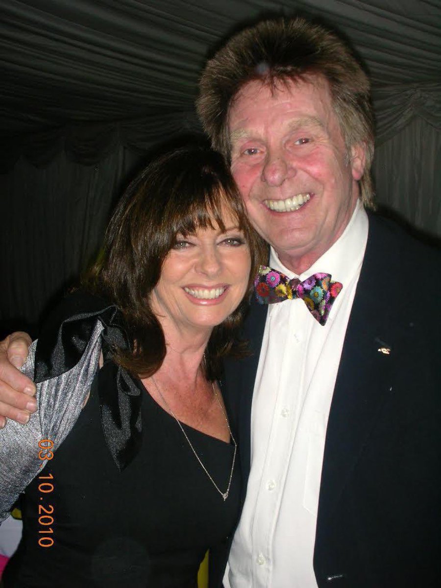 Happy Birthday Fabulous Joe Brown MBE. Brilliant musician. Always been a big fan. Hope you’re having a great day. Happy memory at a Water Rats Ball #JoeBrown #TheBruvvers @GOWROFFICIAL #MondayVibes