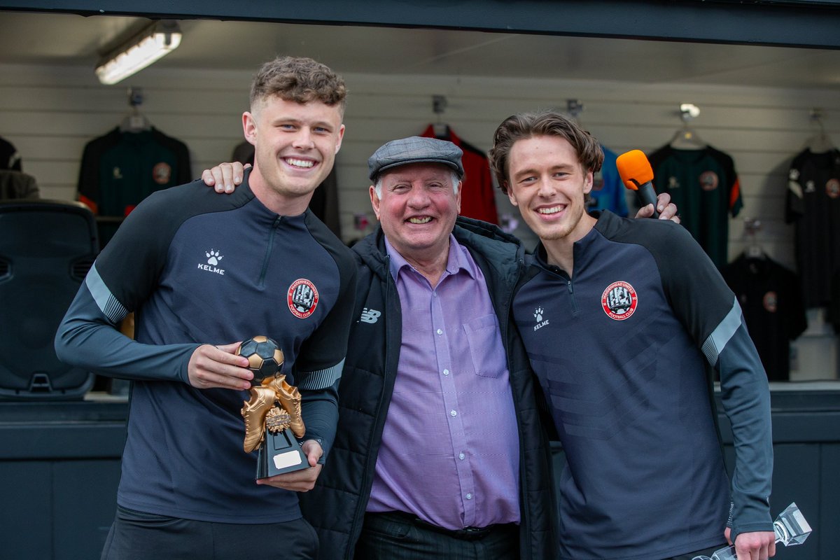 sam beckwith tweet media