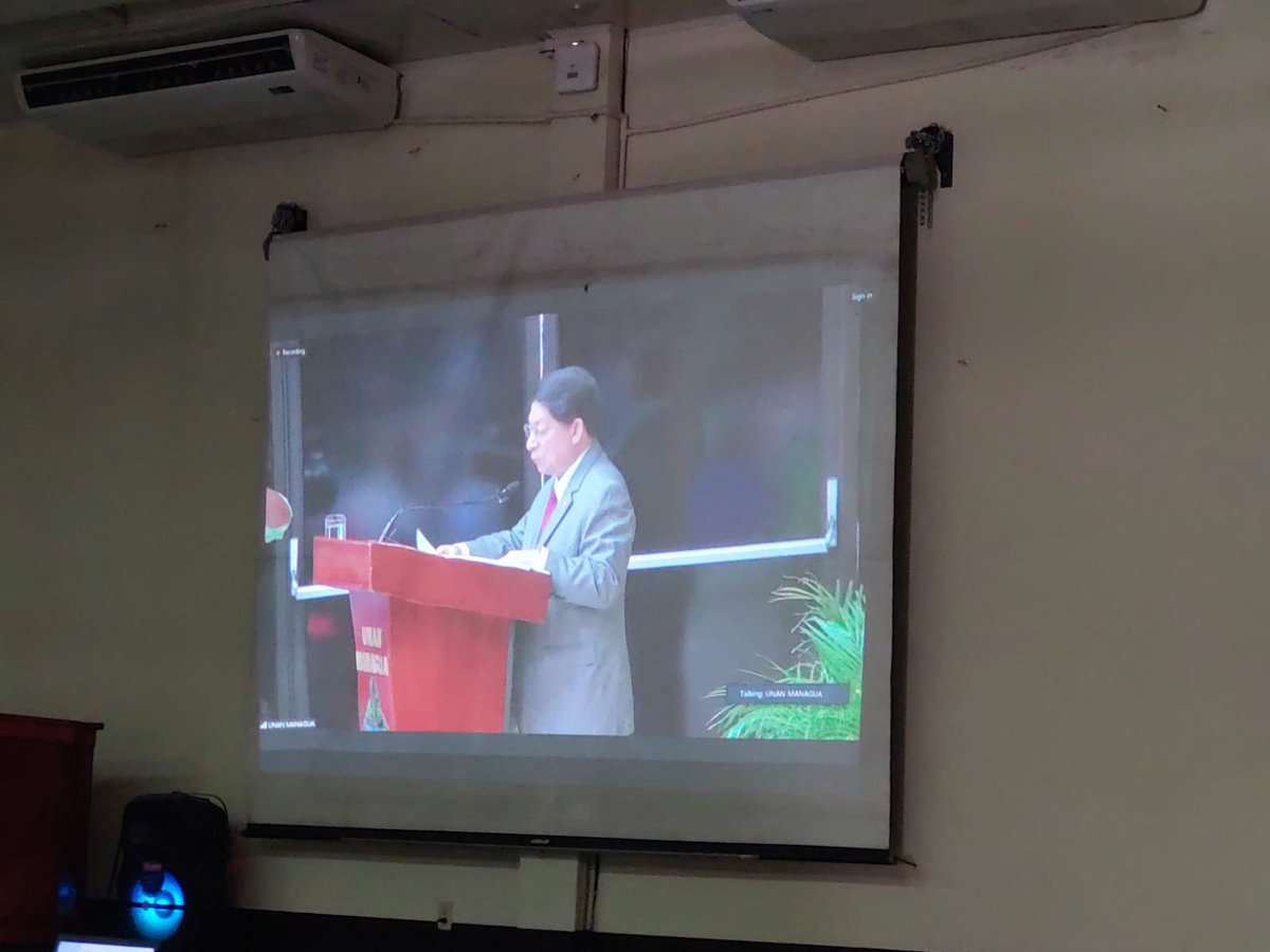 #SoberaniayDignidadNacional 

Presentes conferencia Aporte del Héroe Nacional Rigoberto López Pérez a la construcción de la patria Revolucionaria desde #LeónRevolución .❤️🖤

#UvMarcosSomarriba ✊🏻