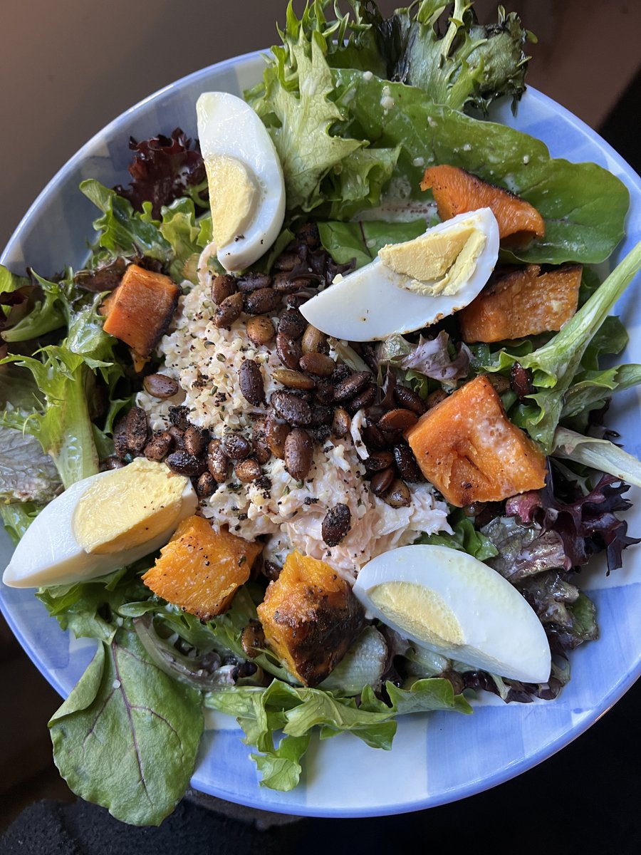 twoblooms's tweet photo. Switch Up Your Lunch Routine with This Easy Salad Topping Idea #shorts https://t.co/bKbfJLl827 via @YouTube #Salad #LunchBreak #Lunchtime #recipes #dinner https://t.co/3WDQTCylC6