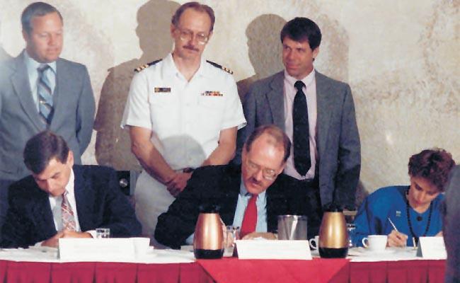On May 15, 1989 the signing of the Tri-Party Agreement occurred between our agency, @EPA & @ENERGY. Today marks 35 years of Hanford cleanup under this agreement! We remain committed to cleanup protective of human health & environment for current and future generations. #OnThisDay