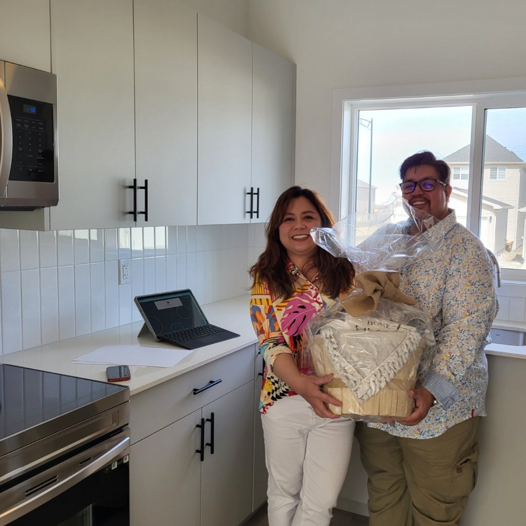 Excel Homes (@excelhomesyyc) on Twitter photo It's possession day for Eryln and Joey! 🔑 Please join us in welcoming the happy couple to the wonderful NE Edmonton community of Vita Crystallina. 🎉
#excelhomes #happyhomeowners #myexceljourneyhome #simplifyingyourjourneyhome #yeghomebuilder #yegnewhomes #possessionday It's possession day for Eryln and Joey! 🔑 Please join us in welcoming the happy couple to the wonderful NE Edmonton community of Vita Crystallina. 🎉
#excelhomes #happyhomeowners #myexceljourneyhome #simplifyingyourjourneyhome #yeghomebuilder #yegnewhomes #possessionday