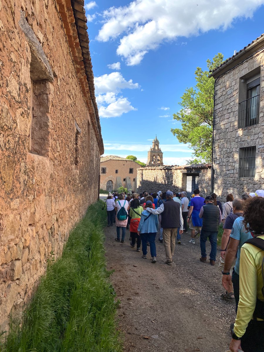 geolodi's tweet photo. Gracias por la gran participación. Gracias a Medinaceli y Salinas de Medinaceli, muy generosos.    
@geolodiavila14 @UAHes @fecyt @iespolisoria
@iescastilla @iesmachado @IESEspinoSoria
@CepaCeltiberia @IGME1849 @GeolodiaES
@ANumantino @sgeologica #Geolodia24 https://t.co/8Q6S6aC59C
