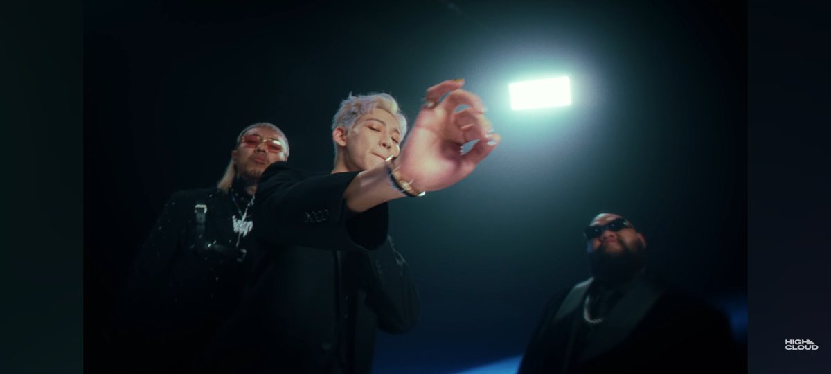 Mim4BamBam's tweet image. Congratulations Skrrt.. Skrrt.. 🏎️💨

Skrrt MV 6M Views On YouTube 🎉✨

#Skrrt_MV_6M 🎉

F.HERO x BamBam Ft. YOUNGOHM - Skrrt [Official MV] 

📽️✨
🔗youtu.be/LMvJOZX2TKo?si…
 
#Skrrt #Skrrt_MV
#FHEROxBamBamftYOUNGOHM
#BamBam #뱀뱀 @BamBam1A
@BAMBAMxABYSS