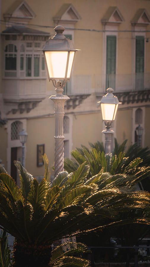 joancarroll's tweet photo. Two Lampposts! https://t.co/8rqyUmReQ0 #lampposts #ragusa #sicily #italy #lampposts #pair #two #duo #AYearForArt #BuyIntoArt # #giftideas @joancarroll https://t.co/U57o88js1Y
