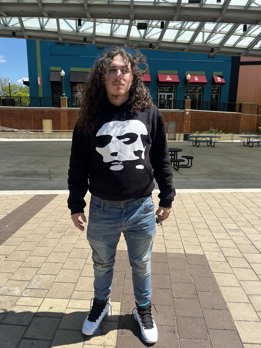 Devilleup1's tweet photo. My future self came back to warn me 😵‍💫 https://t.co/O8FodeXrxh