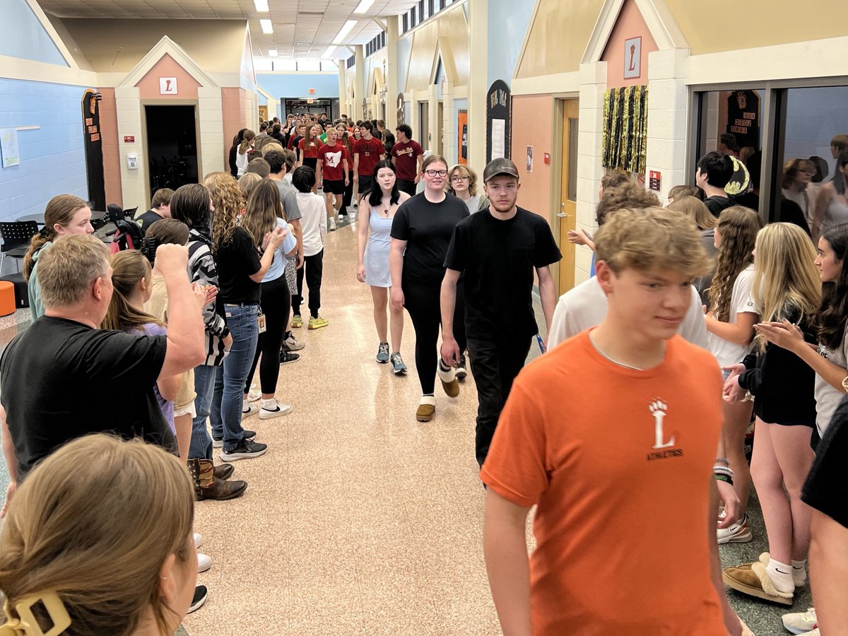 Loveland Tigers tweet media