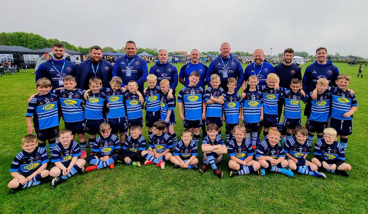 Thanks to <a href="/HSHVCA/">HSHVCA</a> for supporting our <a href="/BlackbrookJRLFC/">Blackbrook Royals</a> u7’s with New T shirts and hoodies for the <a href="/RhinosChallenge/">RhinosChallenge</a>
