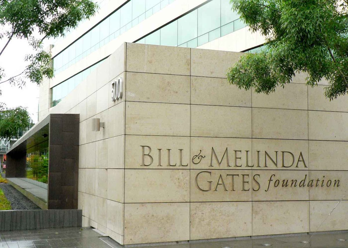 Serious question: to what extent are they going to remove @melindagates's name from the foundation. Will it still be legally named the 'Bill and Melinda Gates Foundation?' Are they going to re-do all the logos (which are literally etched in stone...)?
