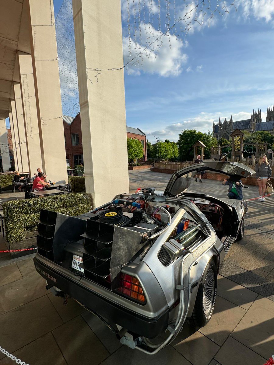 FlemingateBev's tweet photo. Great Scott’s! Look what has arrived at Parkway Cinema at Flemingate to celebrate WeWatchFilms bringing Back to the Future back to the big screen tonight!
#doc #backtothefuture #wewatchfilms #delorean https://t.co/57E5TsFndj
