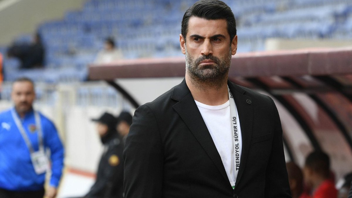 Volkan Demirel:

İki insanın birbiriyle karşılaşması kader, tanıştıktan sonra yan yana kalmaları ise onların gayretine bağlıdır.