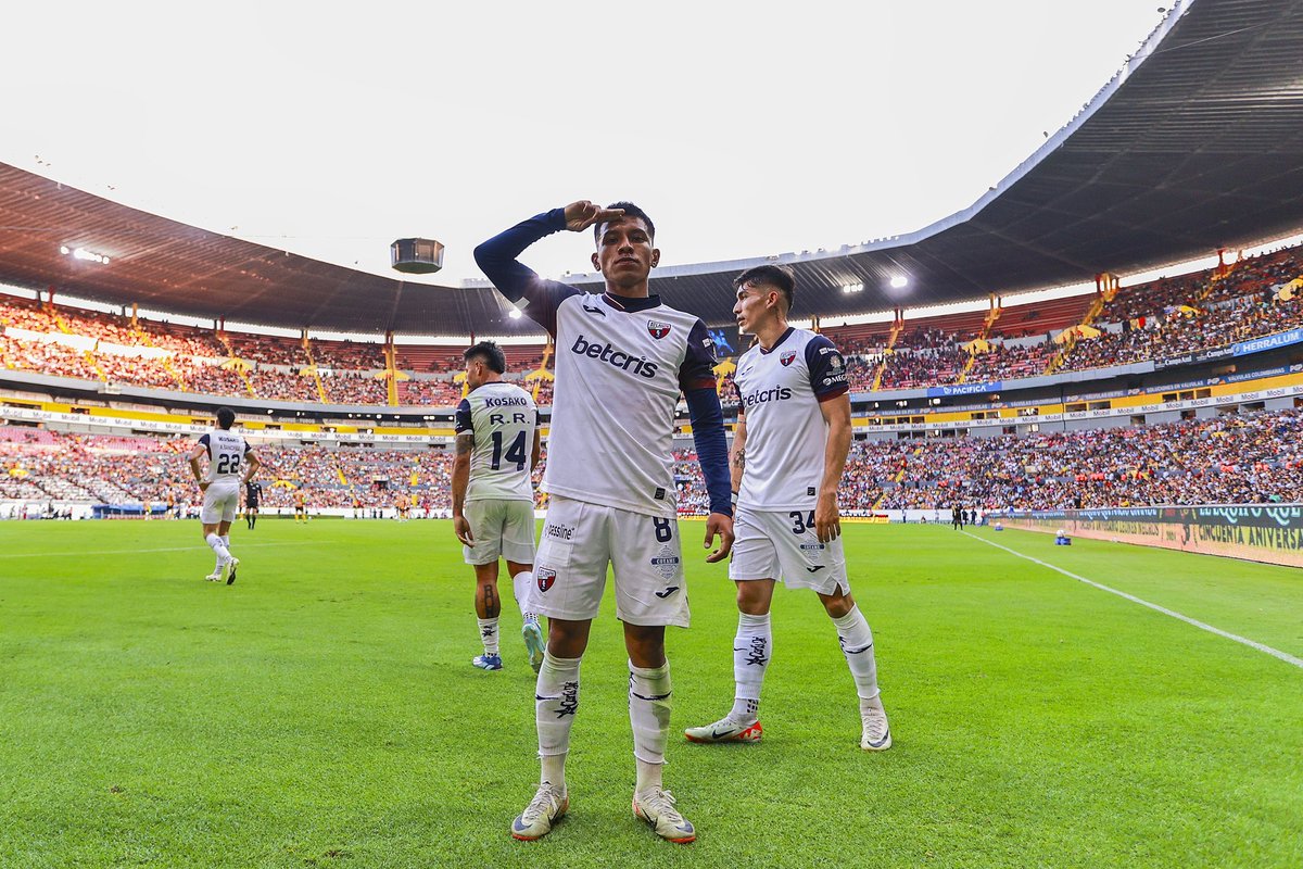 #Galería 📸 de nuestro partido de la Gran Final Vuelta 🆚 Leones Negros. ¡CAMPEONES! 🐎 Ve la galería completa en el siguiente enlace. ⤵️ lc.cx/4Uhwfe #SerAtlante #SerdeHierro #SerdelPueblo