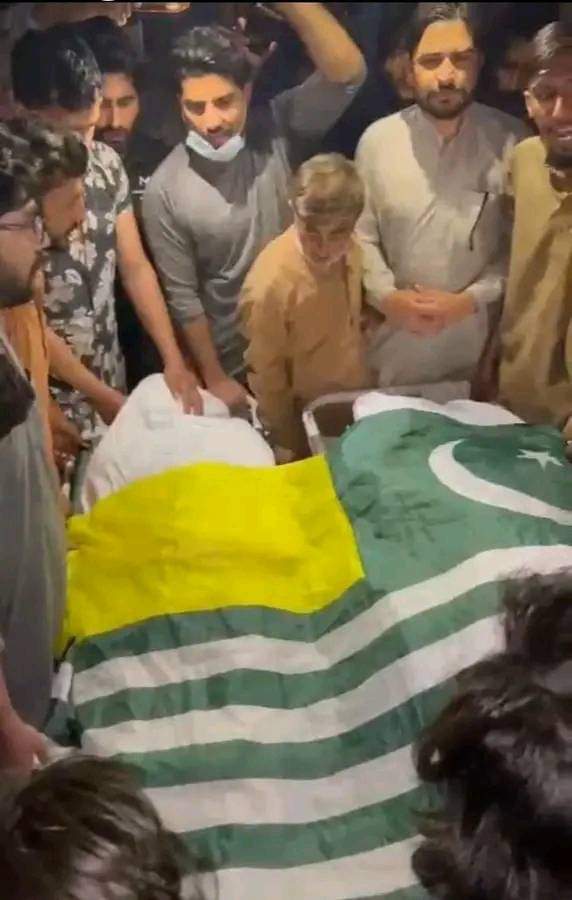 WaleedA16887316's tweet image. #Kashmir 
#Muzaffarabad 
#kashmirisbleeding