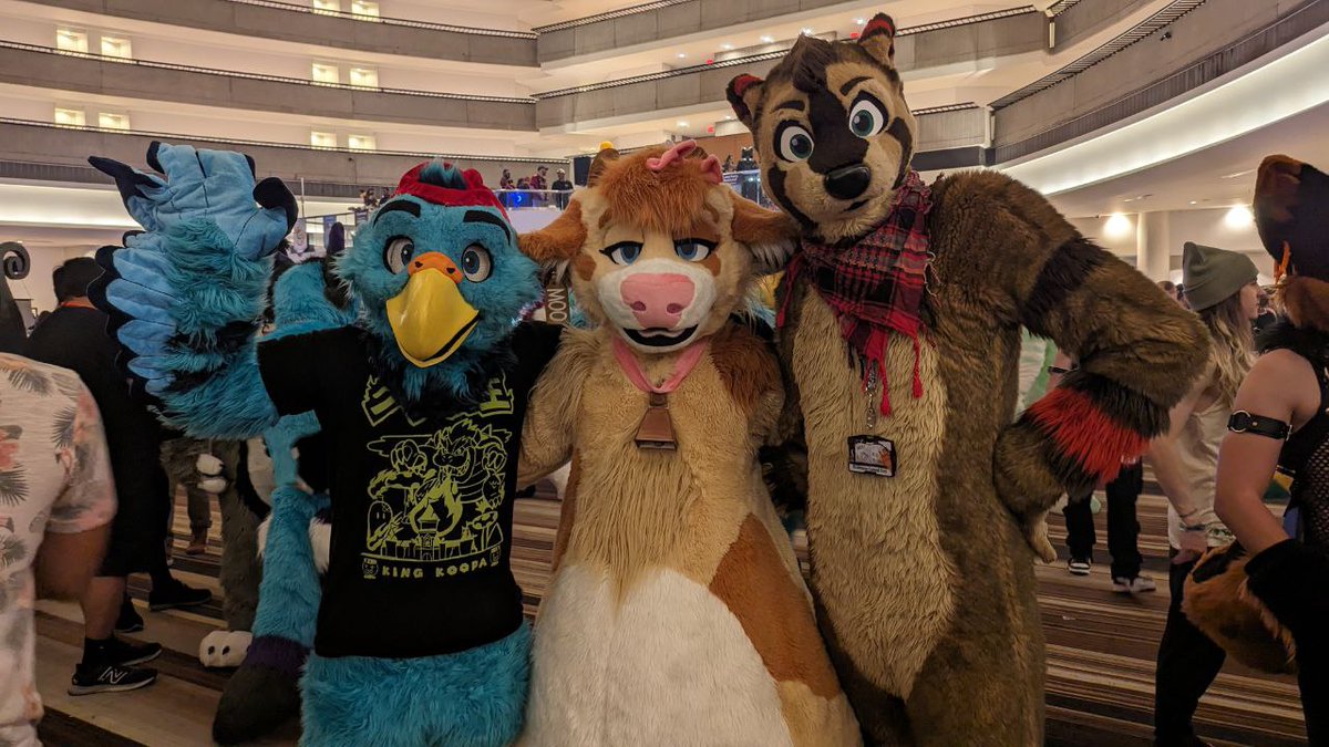 Mooin chirpin and squeaking
<a href="/MikehLongLegs/">Mikeh</a> @Adler_the_Eagle